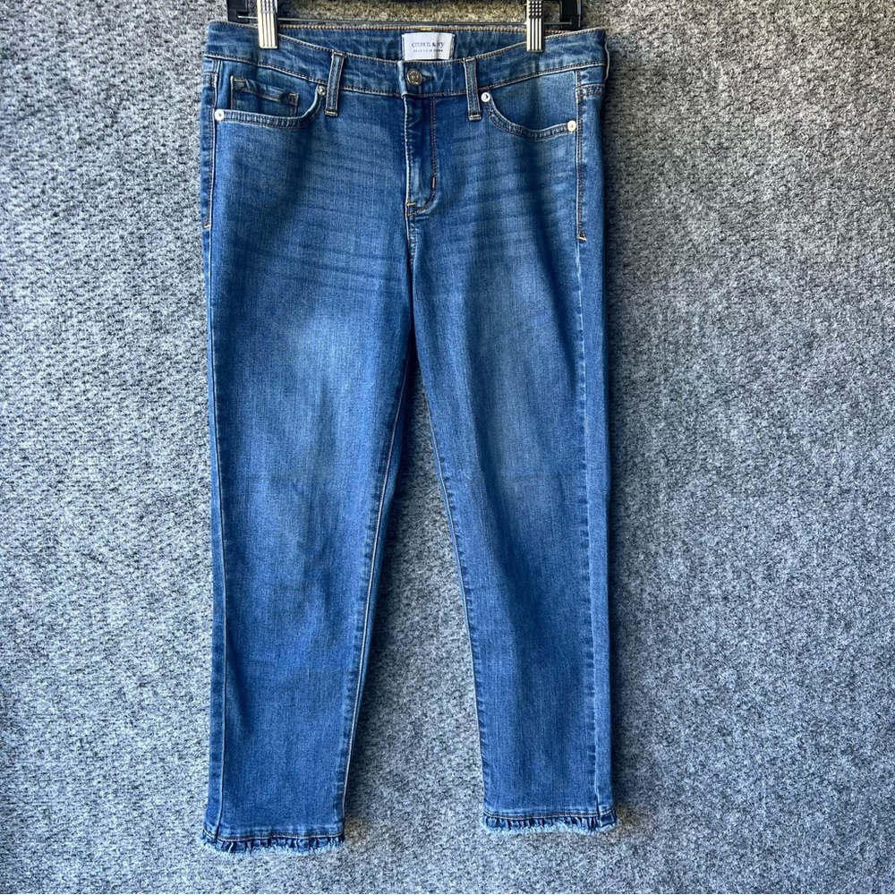 Crown & Ivy High-Rise Skinny Crop Jeans – Size 8